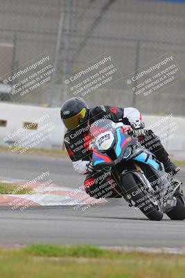 media/Oct-15-2022-Fastrack Riders (Sat) [[9a18b22502]]/Level2/Turn 9 1130am/